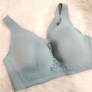 Victorias Secret Maximum Support Angel Sport Bra